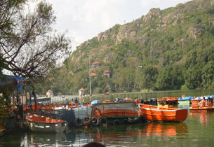 Nikki Lake Mt Abu